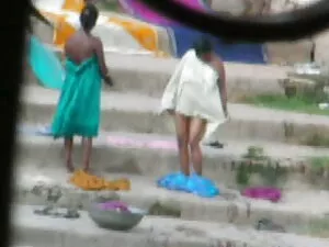 دختر ناز fucks در ور ...