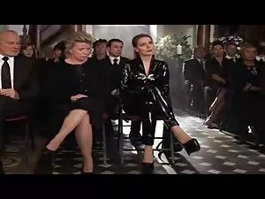 دختر آسیایی در جوراب ...