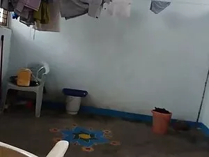 کودک کوص مالی ساخته  ...