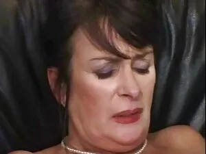 سارا سکسک کوس fucks  ...
